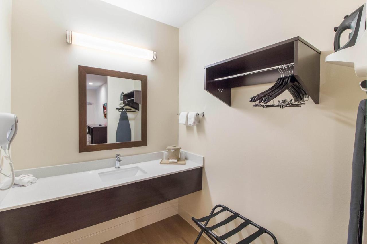 Red Roof Inn Houston - Willowbrook Louetta Buitenkant foto